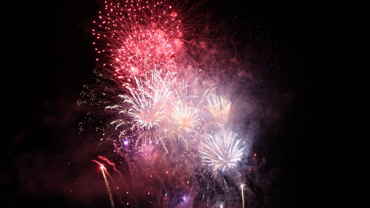 fireworks new year in la plagne