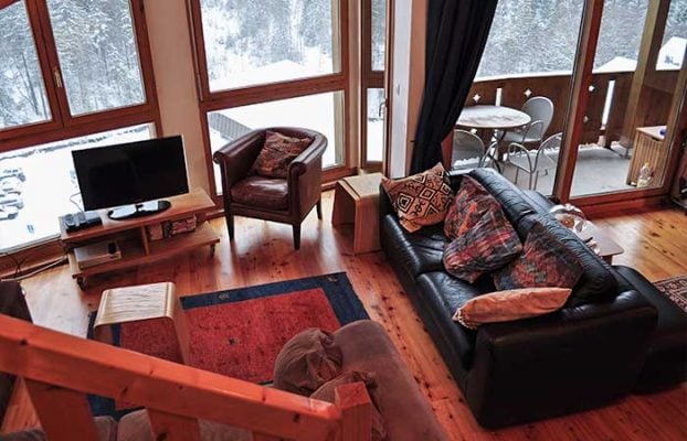 The cosy living area in Chalet Chamois d’Or