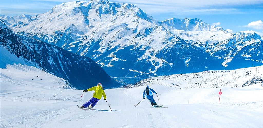 Exclusive early morning skiing in La Rosiere