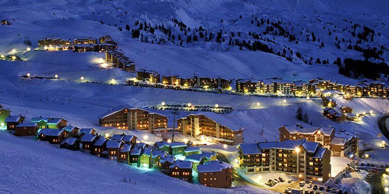<h3>1. It’s the most popular ski resort in the world</h3>  Estimates show La Plagne attracts more visitors than any ski area on the planet with 2.5 million visits a year. With so much space, so many villages & so much to do in La Plagne it’s easy to see why.<br><br>The fact that so many people visit means that the resort invests in plenty of events, attractions & activities for visitors to enjoy and develops and updates the lift system. <br><br> The popularity of La Plagne drives its success as a huge resort with lots to offer and so keeps the people coming back year on year. To be great it needs to be popular and to be popular it needs to be great. <br><br> The pistes can get busy during half term but the mountains are by no means crowded and there are more than enough pistes to explore, see the next point for more about those.