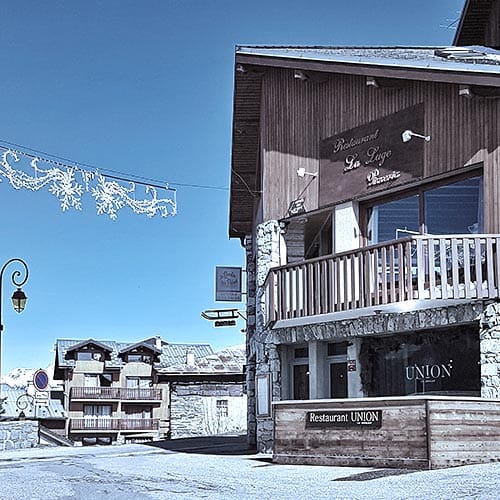 Exterior of union restaurant la plagne