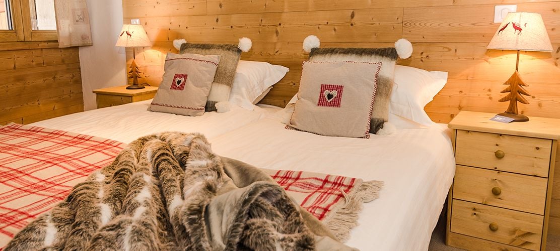 A double bedroom of Chalet Boule de Neige