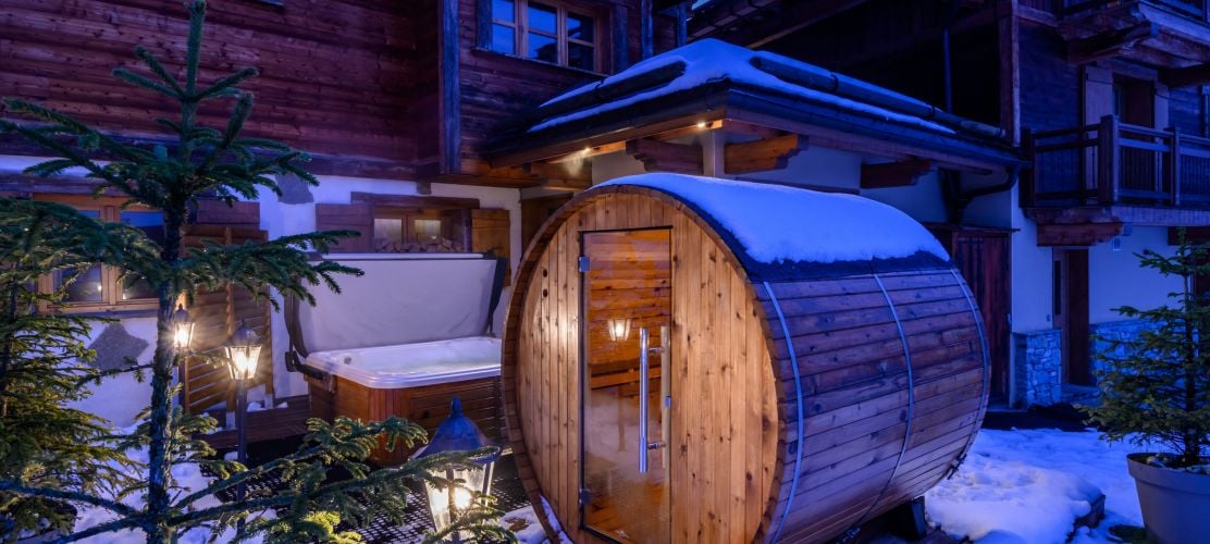 Catered chalet with sauna in Courchevel