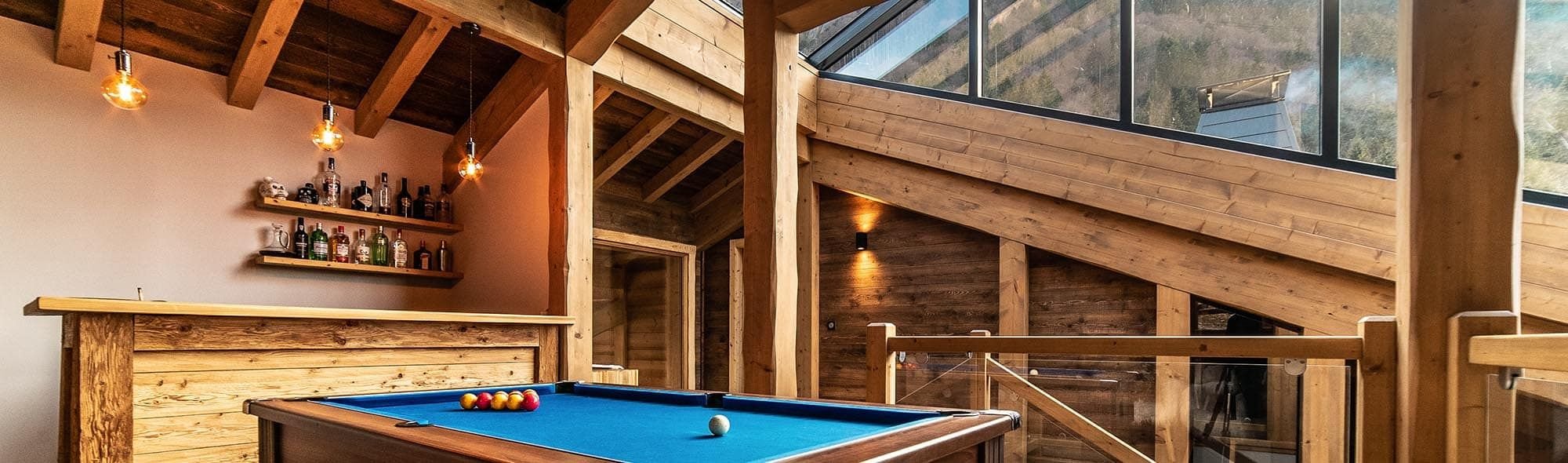 Chalet with hot tub sauna and catering