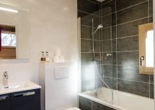 Chalet bathroom ensuite