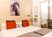 A double ensuite bedroom in the chalet
