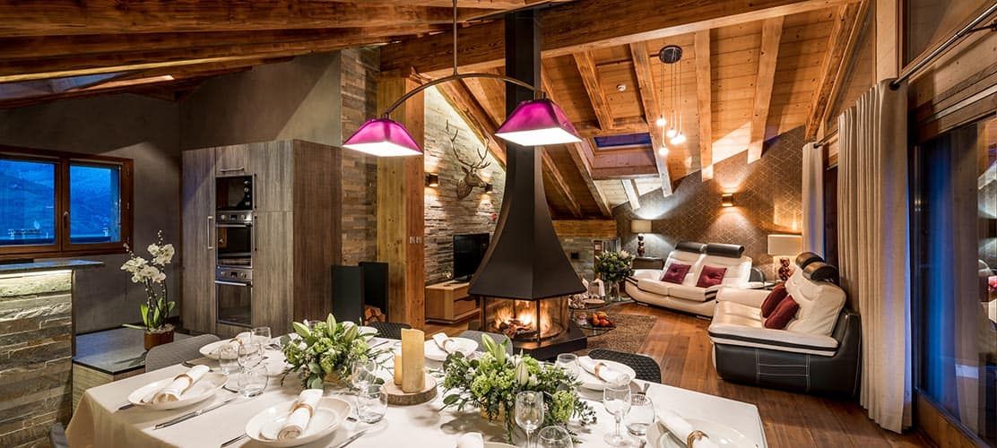 Dining room in Chalet Emilie