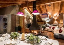 Dining room in Chalet Emilie