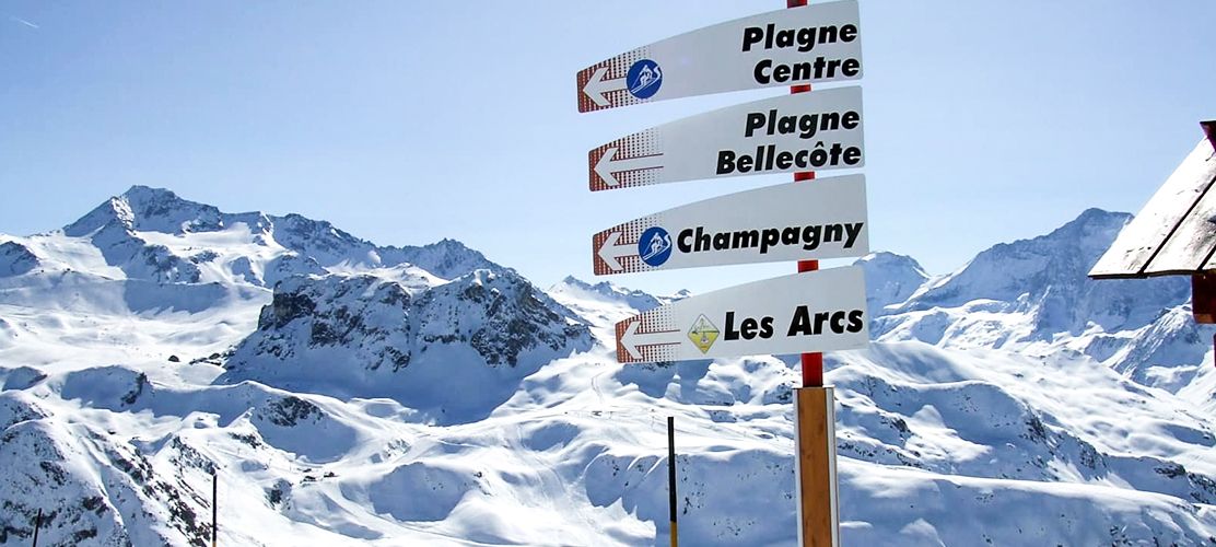 La Plagne signs