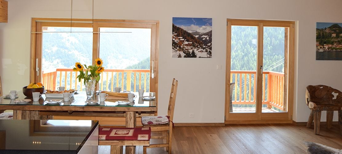 Stunning views of the mountains from the living area