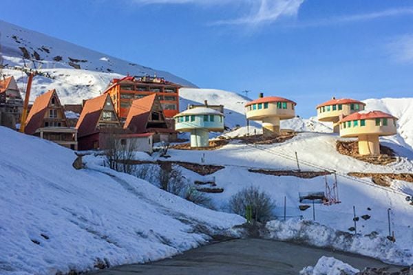 Skiing in Iran